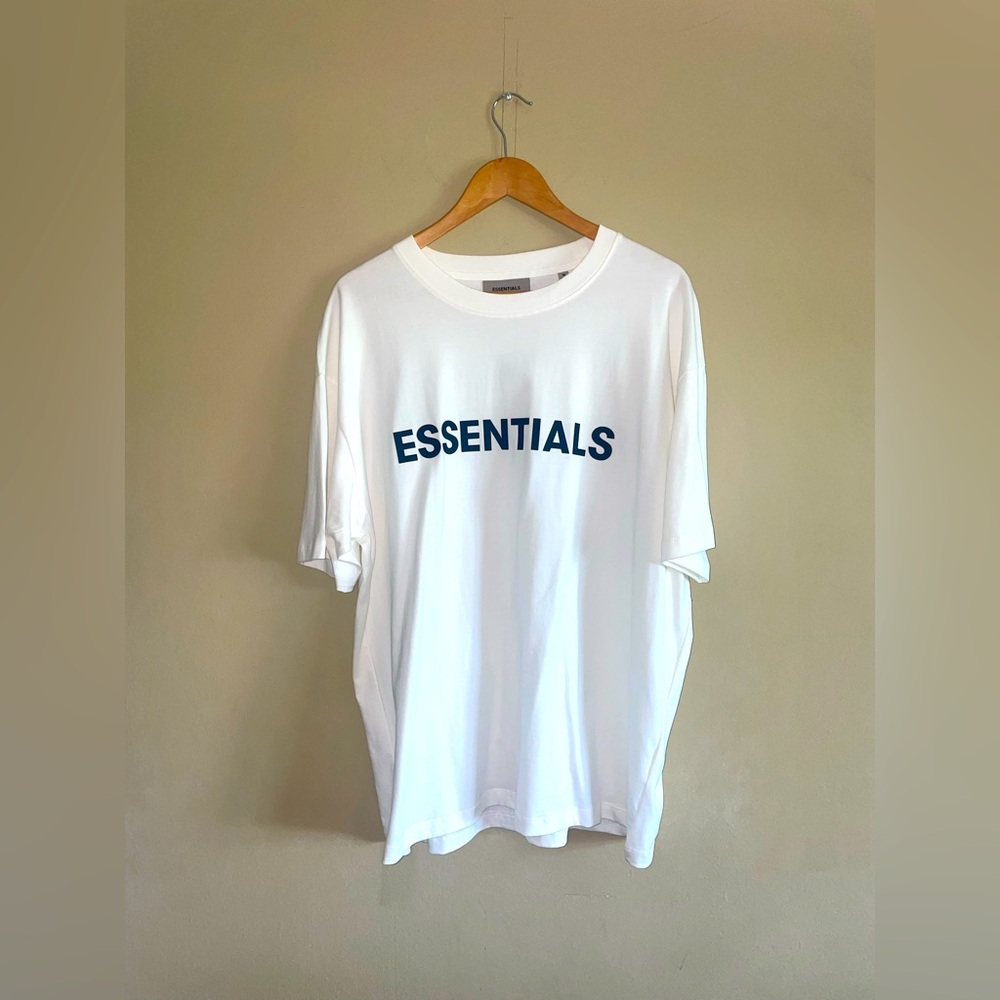 Essentials White Short Sleeve Tee Classic Crew Neck